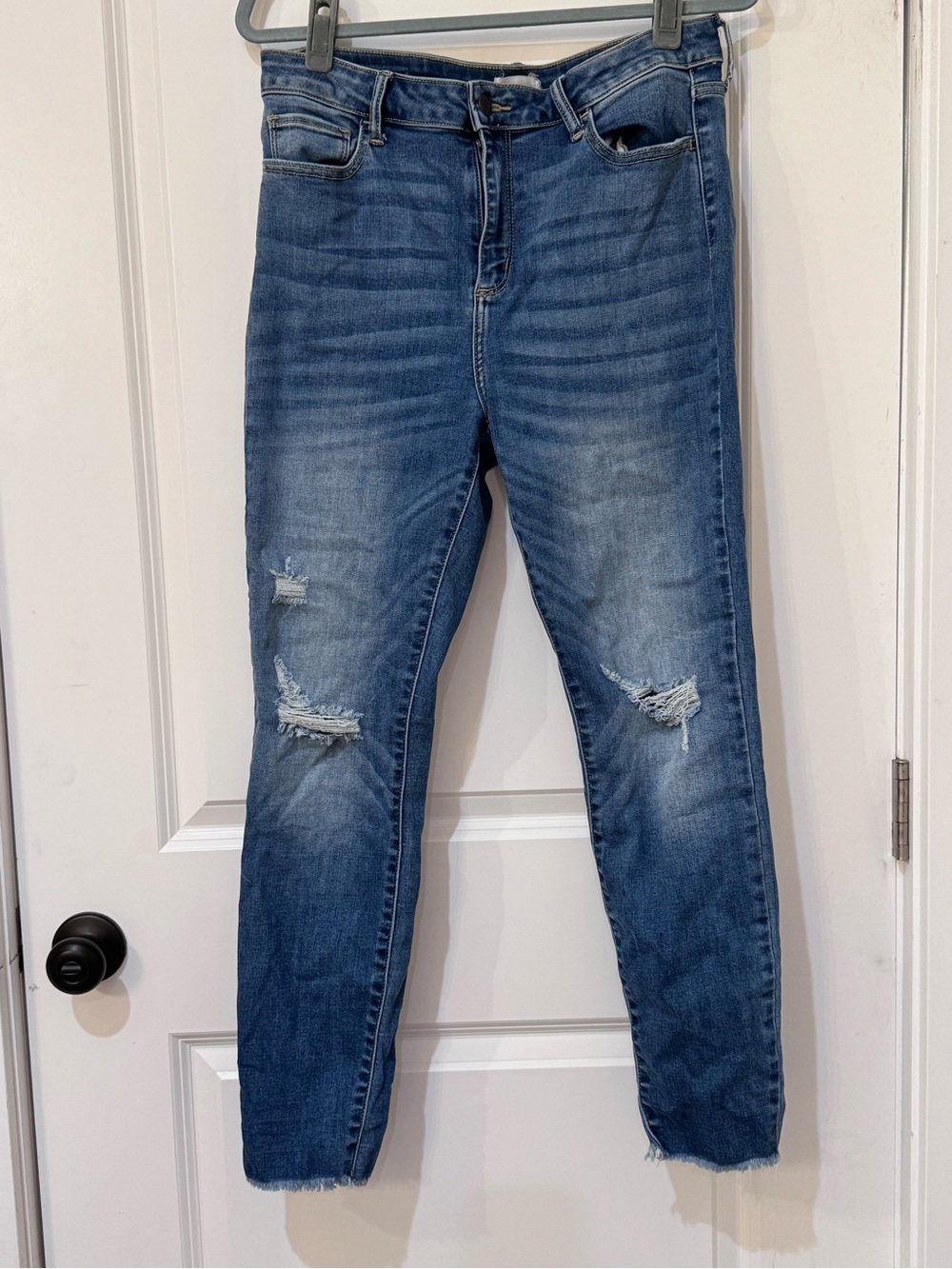 Cello Women's Blue Distressed Skinny Jeans